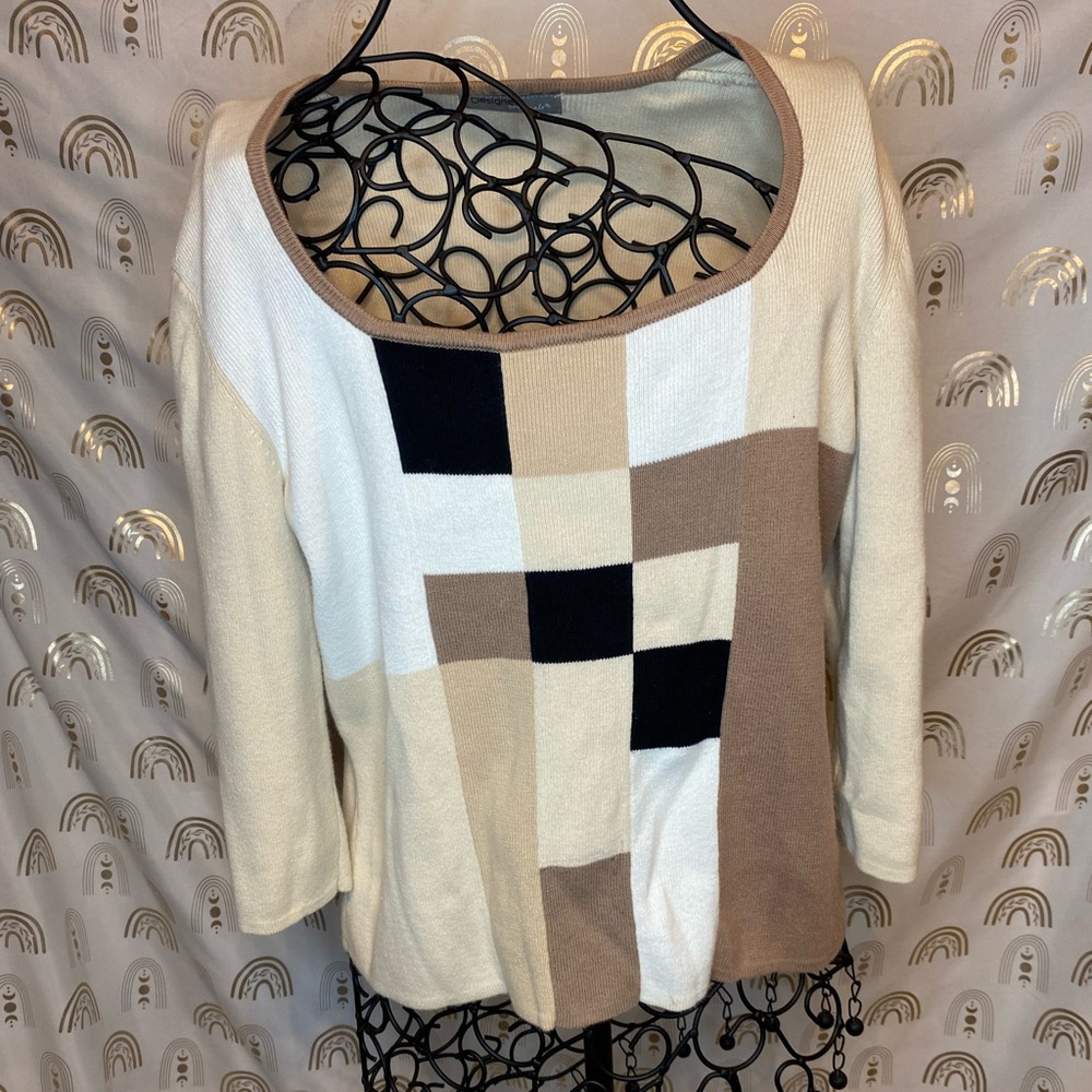 Designers Originals Cream and Tan Crew Neck Sweater